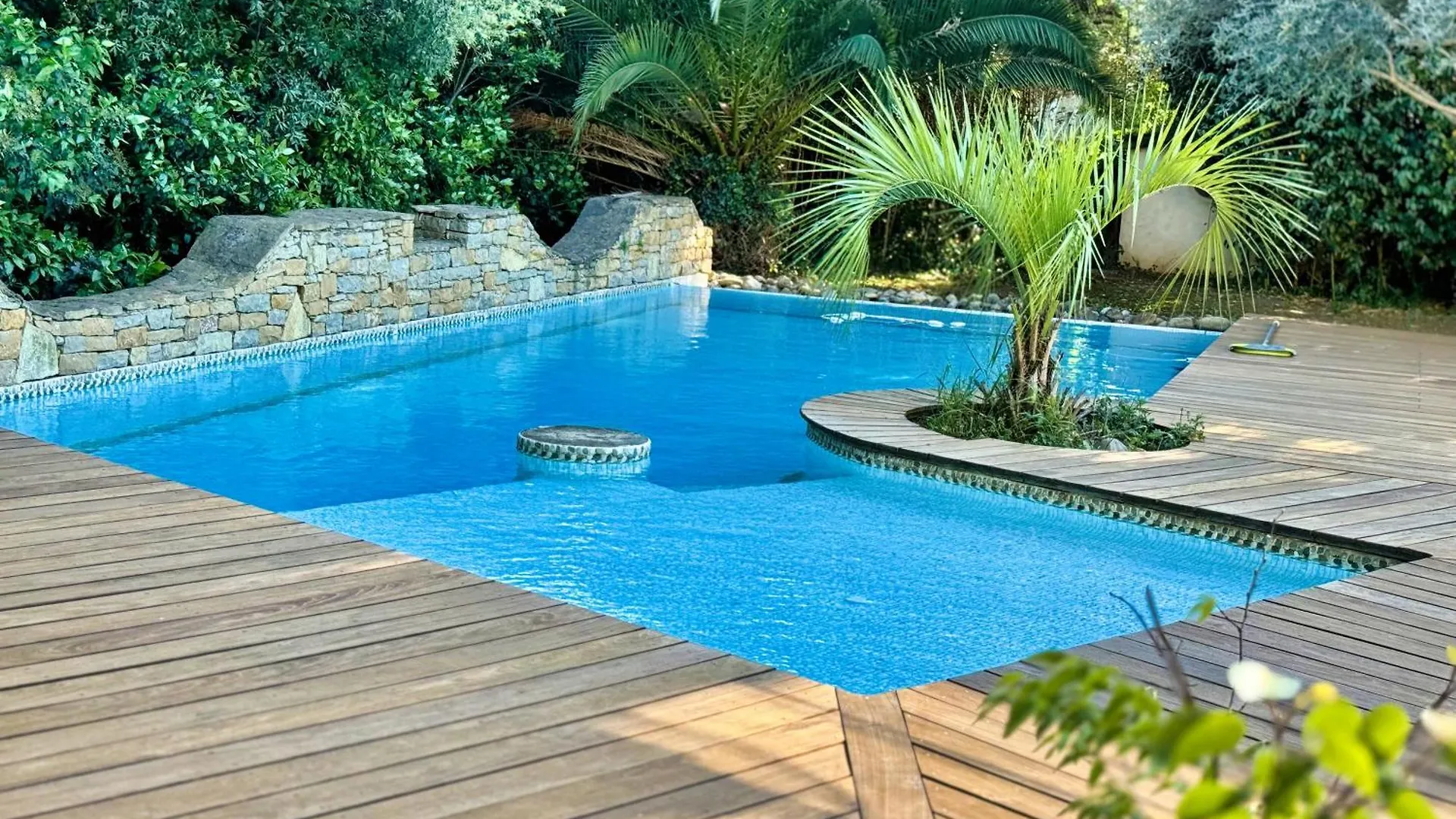 Villa D'Architecte Tout Confort, Piscine & Jardin Marseille France